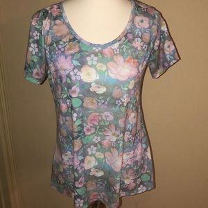 Classic tee LuLaRoe